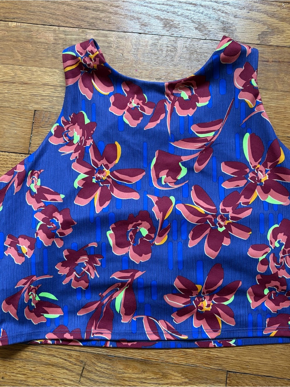 Athleta Blue Floral Conscious Crop Top Size Large